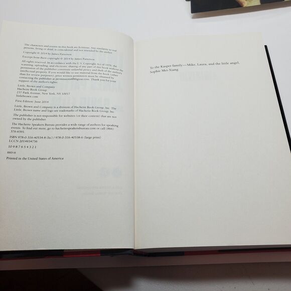 James Patterson Novels Invisible and Judge & Jury Hardcover Book Bundle - Picture 5 of 5